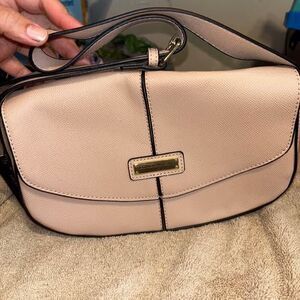 Brand new with tags never used London Fog Vachetta light pink shoulder bag